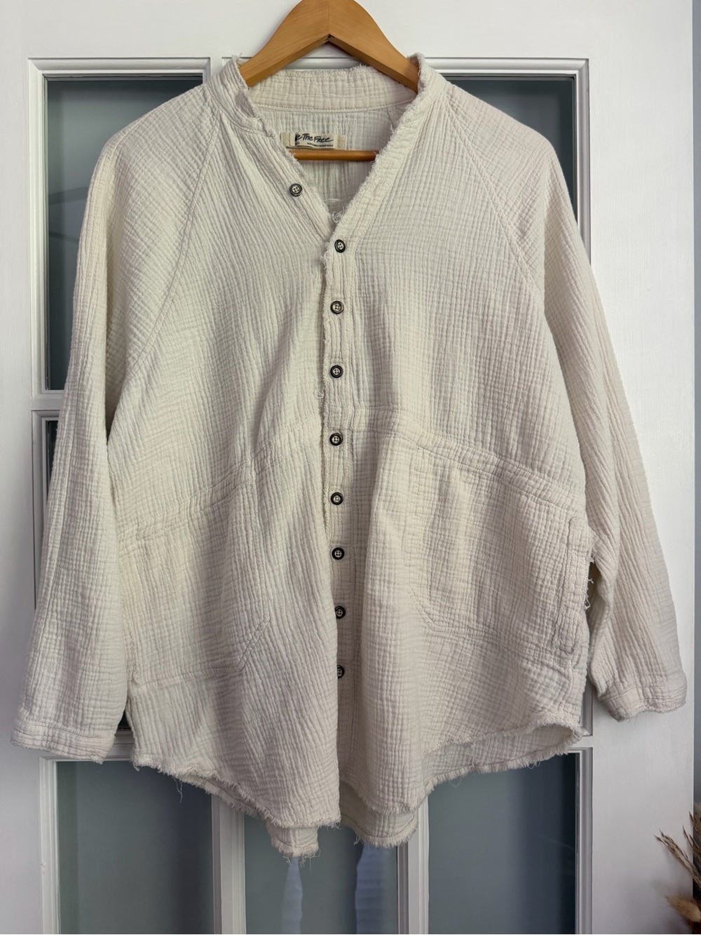 We The Free Cream Button-Front Textured Blouse